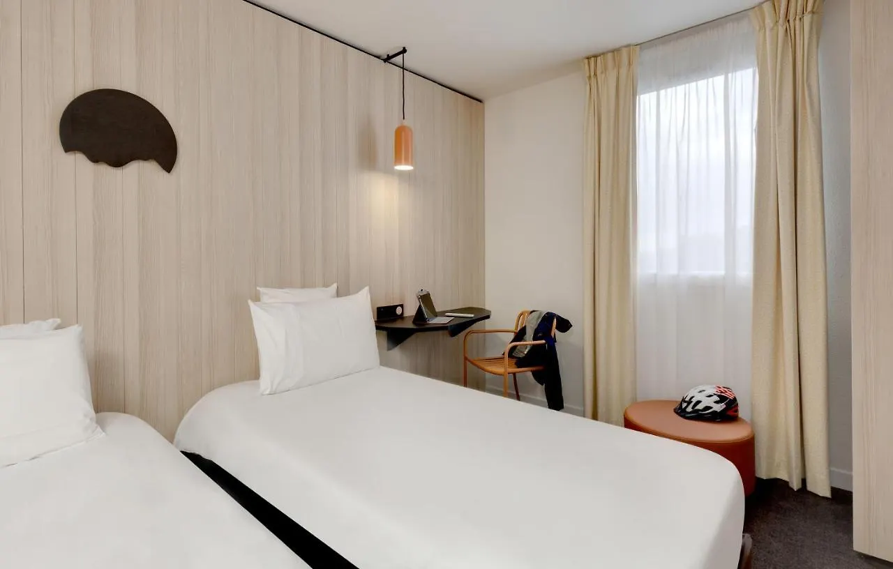 *** Hotel Kyriad Clermont-Ferrand-Sud - La Pardieu France