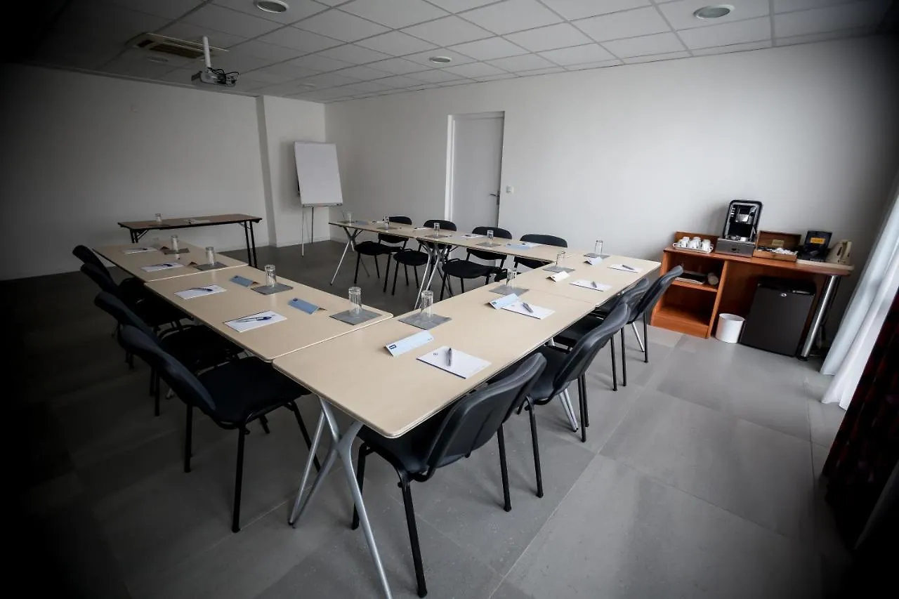 *** Hotel Kyriad Clermont-Ferrand-Sud - La Pardieu Francia